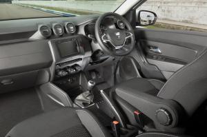 Dacia Duster Ambulance 2020 года  (UK)